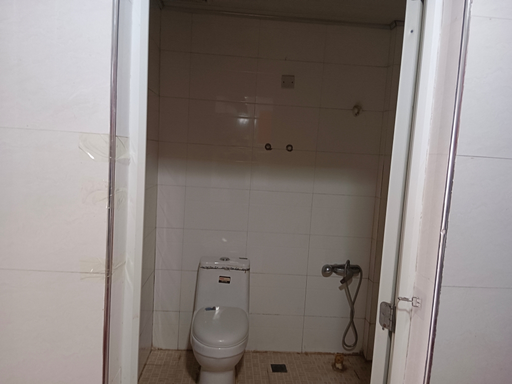 龙湖路一号  家具家电齐全 拎包即住_7
