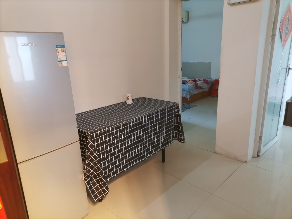 建筑一公司家属楼 大润发对面 2室 东西齐全_3