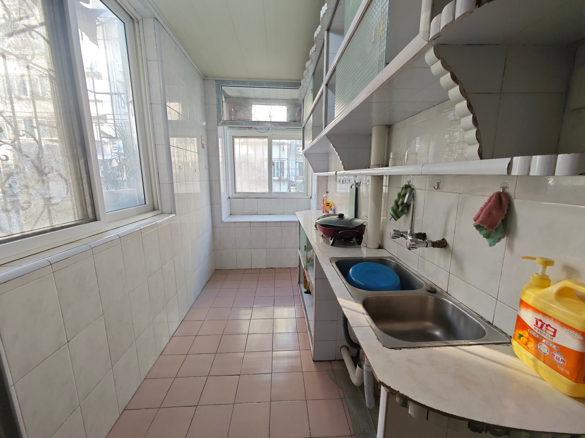 百花园一期两室一厅精装修住宅出租_9