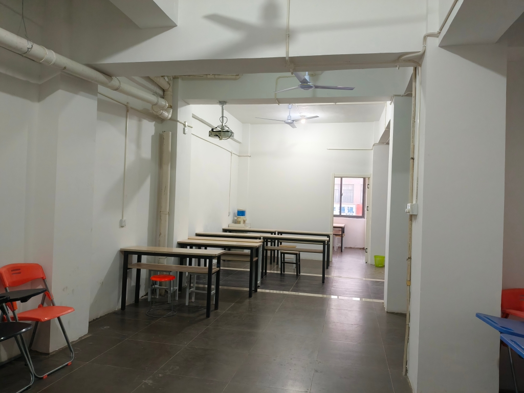 惠利商贸街 110平社区商铺 优质地段 普装出租_7