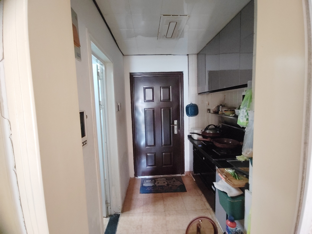 金地国际城A区一室一厅朝南精装出售_6