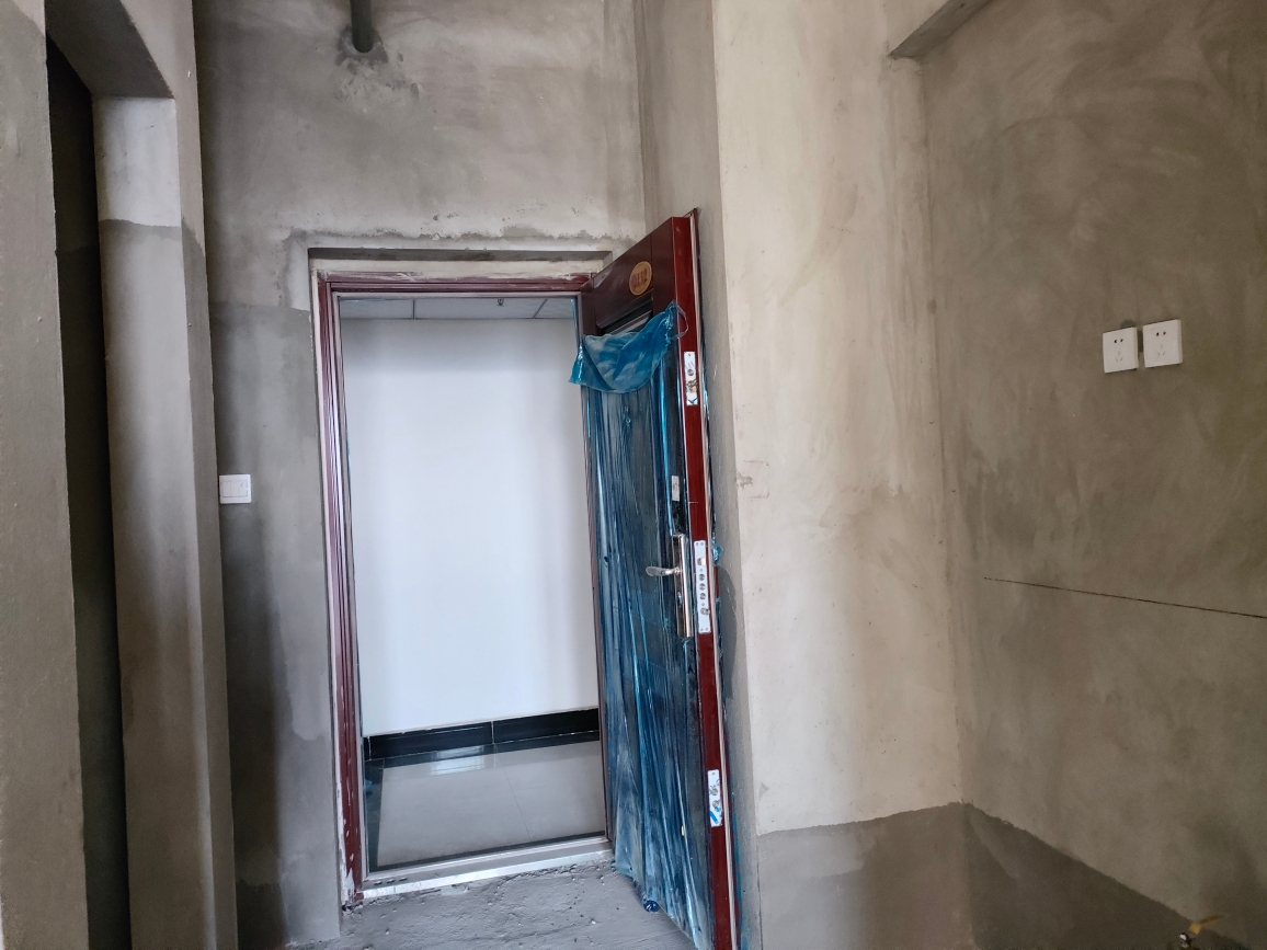 中城建城市国际中心 一室一厅 毛坯 吉房出售_11