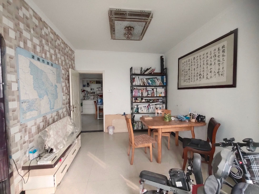 出售电梯房9层两室一厅简单装修_2