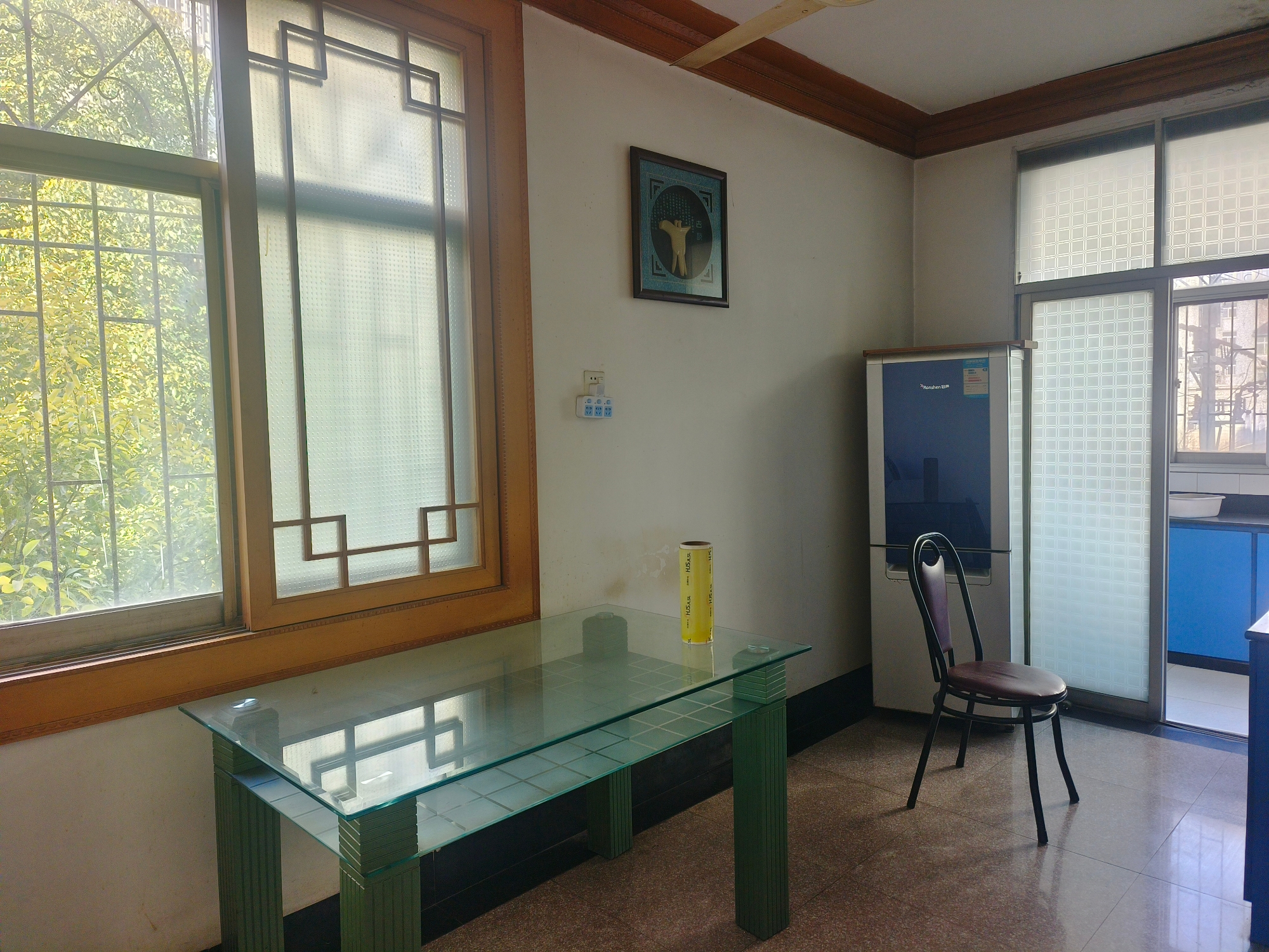 龙腾小区 101平 三室两厅 交通便利配套齐全 普装出租_8