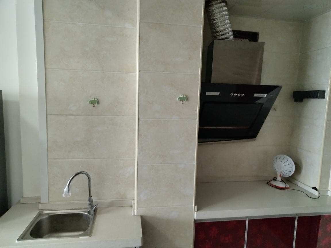 上品印象一室一厅精装公寓出售_7