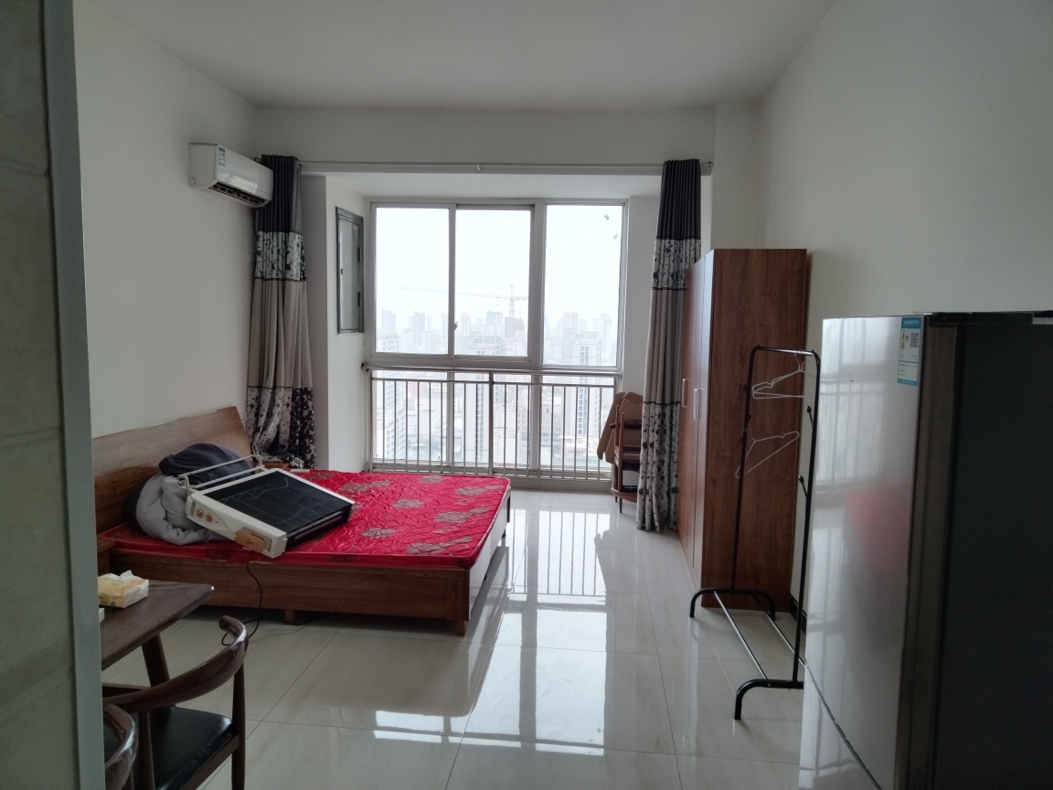 上品印象一室一厅精装公寓出售_6