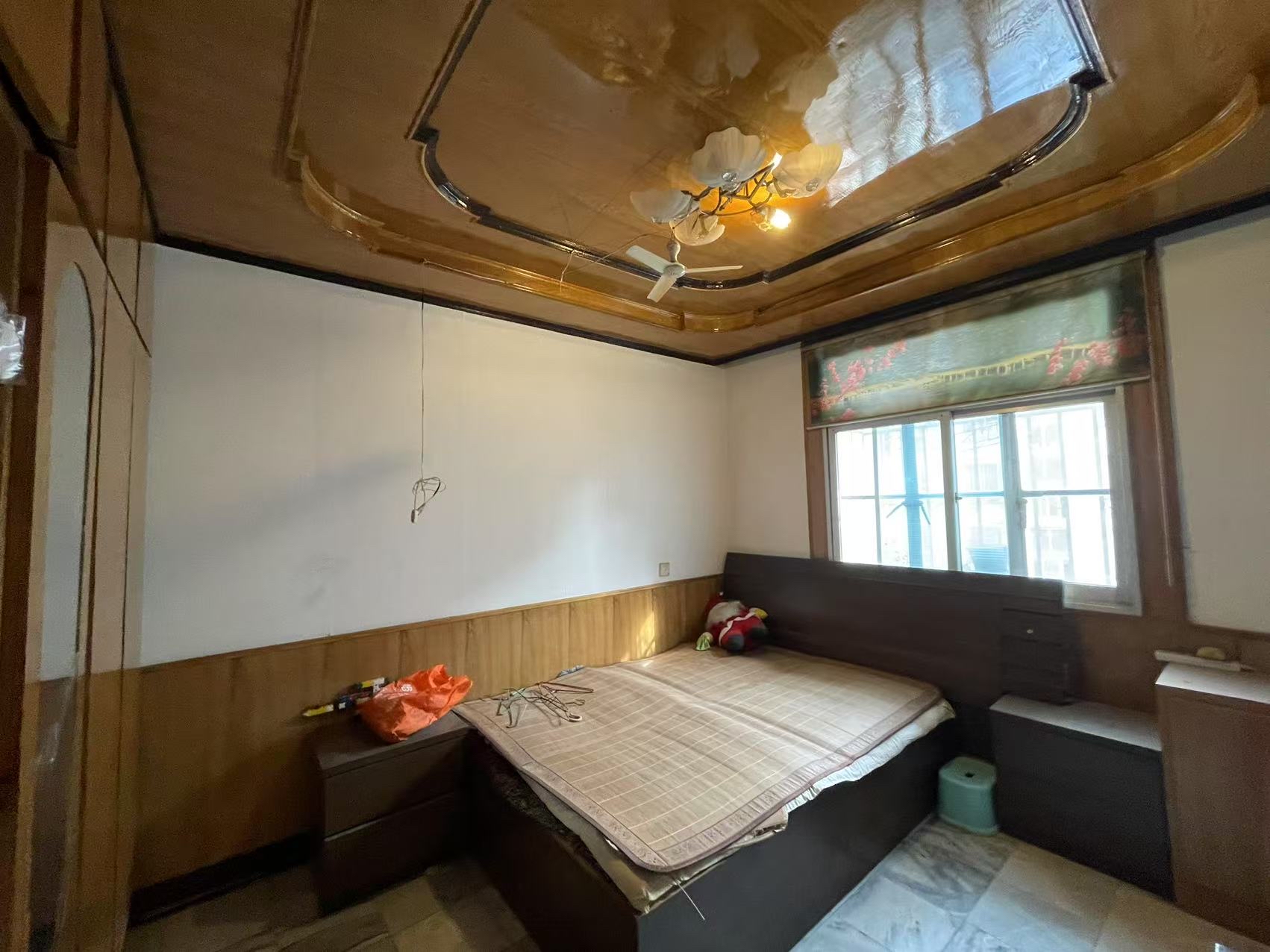 急售 建南村老楼 3层 简装 约57平方 两室一厅 位置好 交通购物非常便捷_3