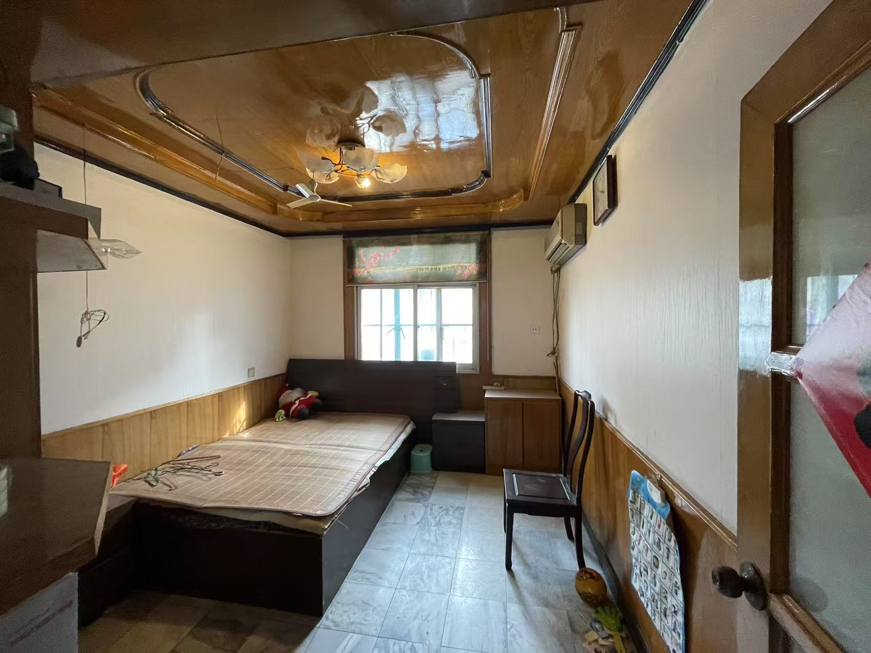 急售 建南村老楼 3层 简装 约57平方 两室一厅 位置好 交通购物非常便捷_4