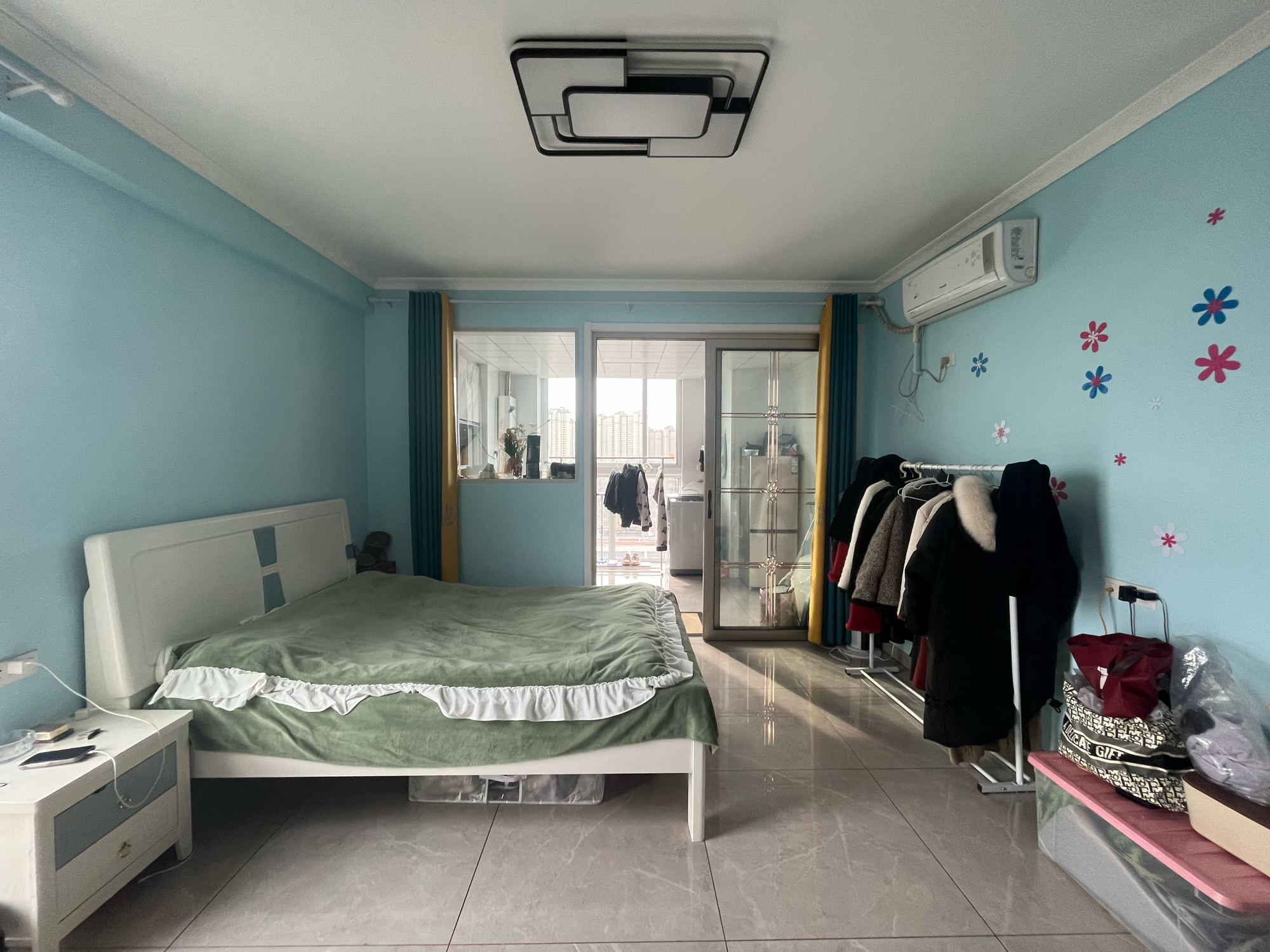 鸿朗阳光城公寓一室一厅_3
