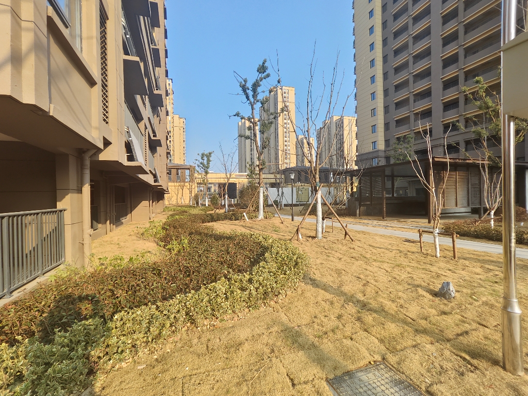 明珠上园 123平 南向三室 交通便利 毛坯可定制_19
