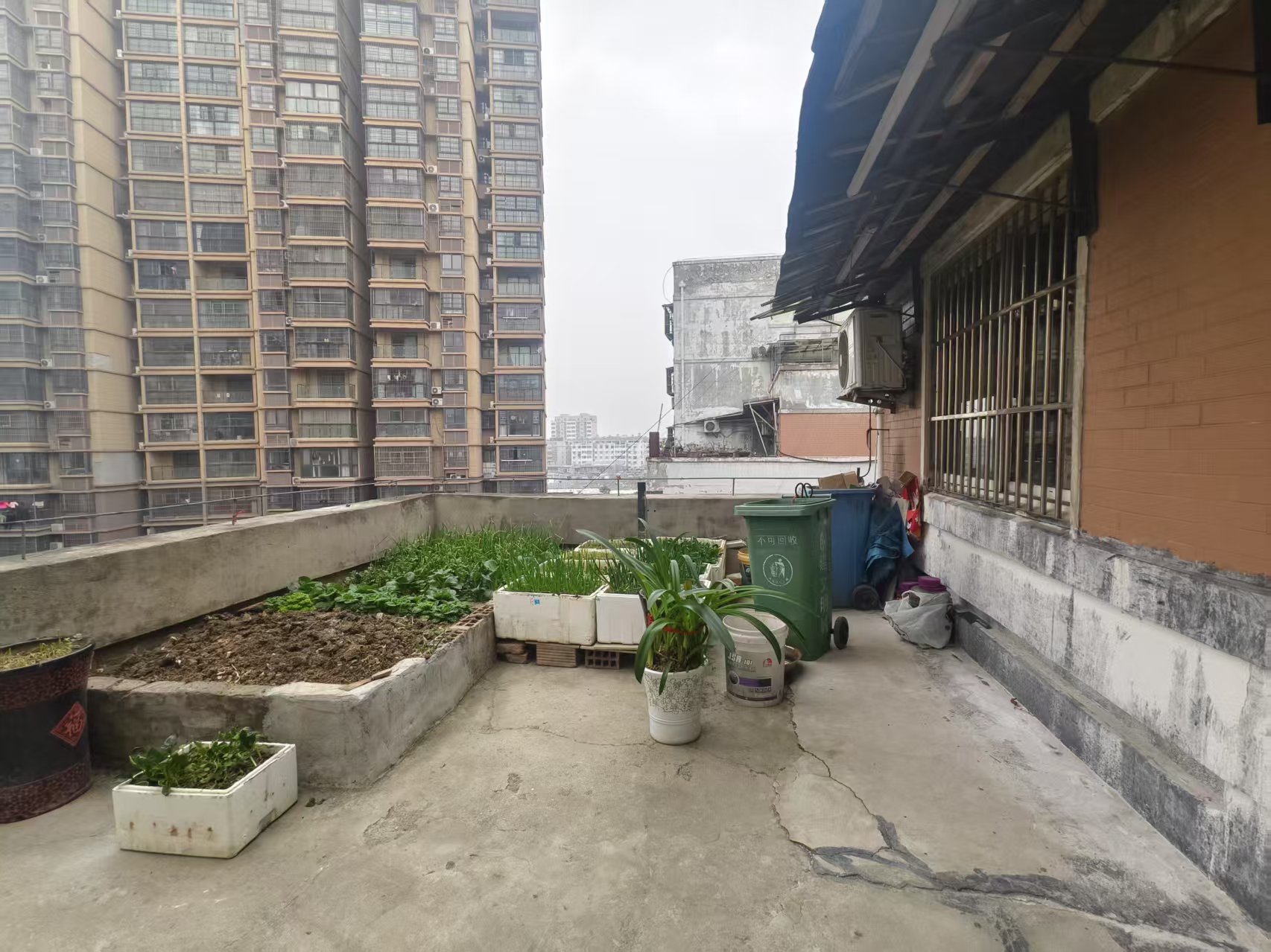 红旗楼商贸文化广场 122平 三室两厅 交通便利 学区房_9