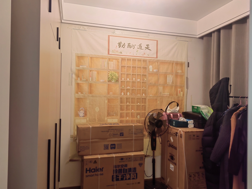 新上，世茂公园城精装修，二居室拎包即住，诚心出售63万_4