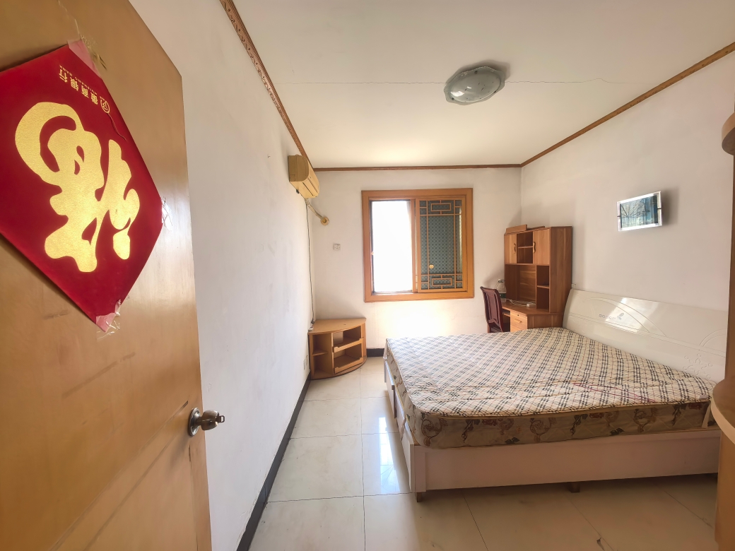 华声苑多层简单装修16小对面4楼三室一厅一卫家具家电齐全拎包入住_6