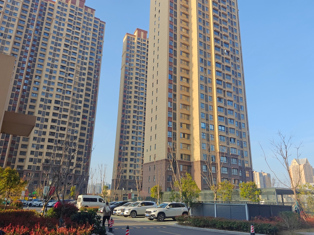 四宜新雅居毛坯房三室两厅出售_9