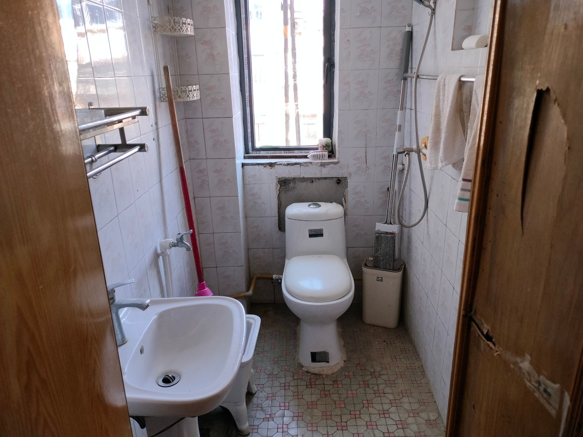 前锋新村拎包可住好房急租_6