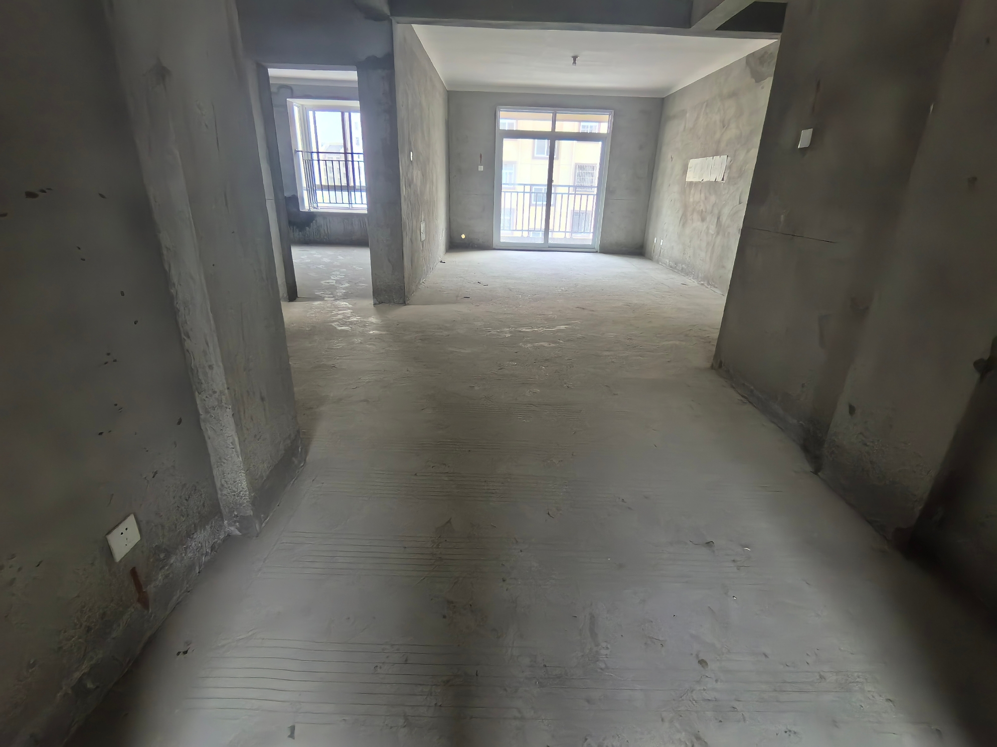 城南小区 108平 三室两厅一卫 3888元/平 学区房毛坯_2
