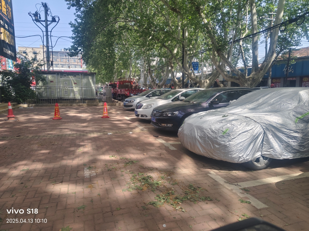 香港街 210平 临街旺铺 精装修有上下水 可用明火_2