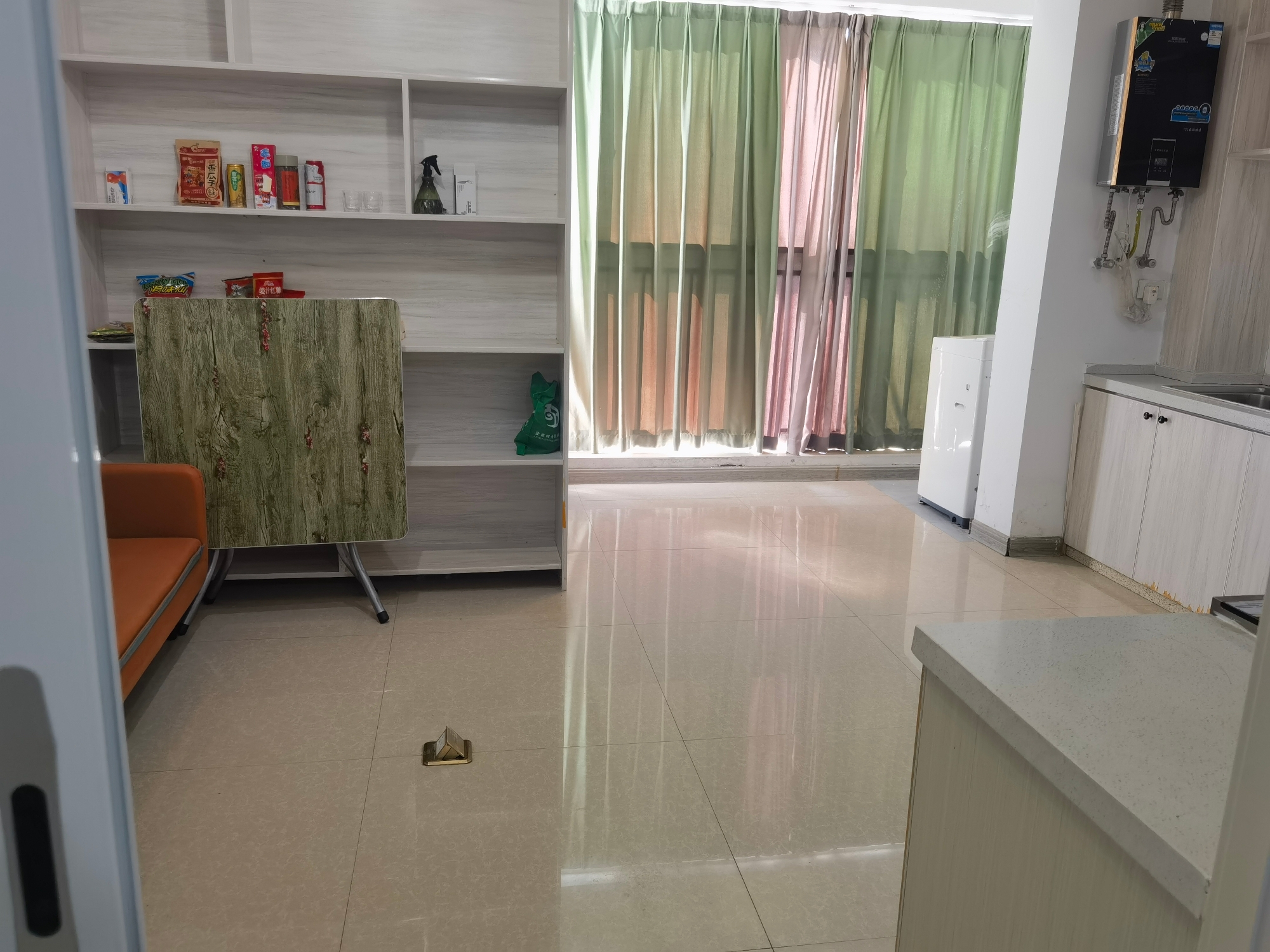 万达广场1室1厅精装小公寓出租 家具家电齐全_3