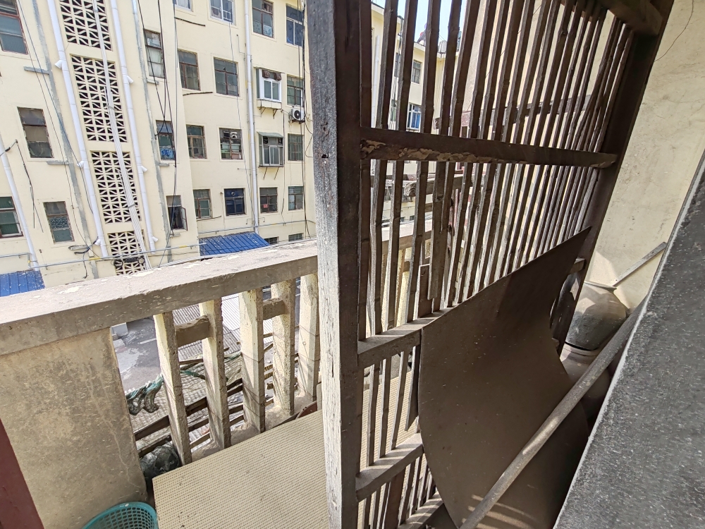 红轮村3层简装_7