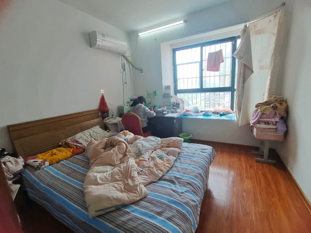 翰林首府 96平 三室两厅 交通便利 采光好 简装_4