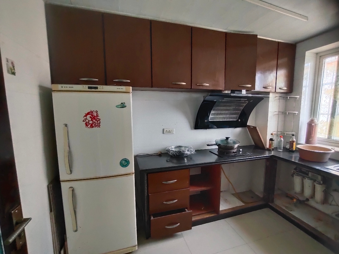 出售胜利小区98平方四层三室二厅简装_7