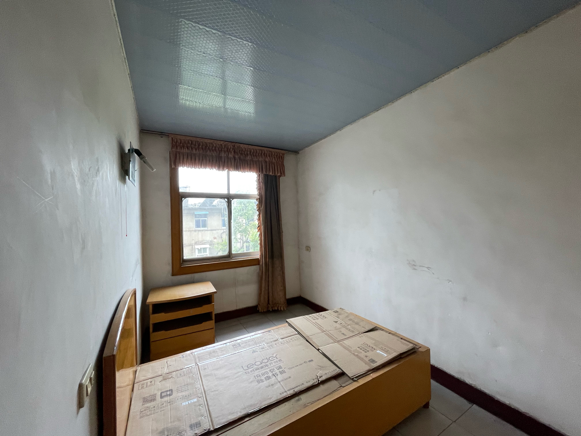 急售 孔集 淮岸村 3层 简装 约43平方 一室一厅 养老首选_5