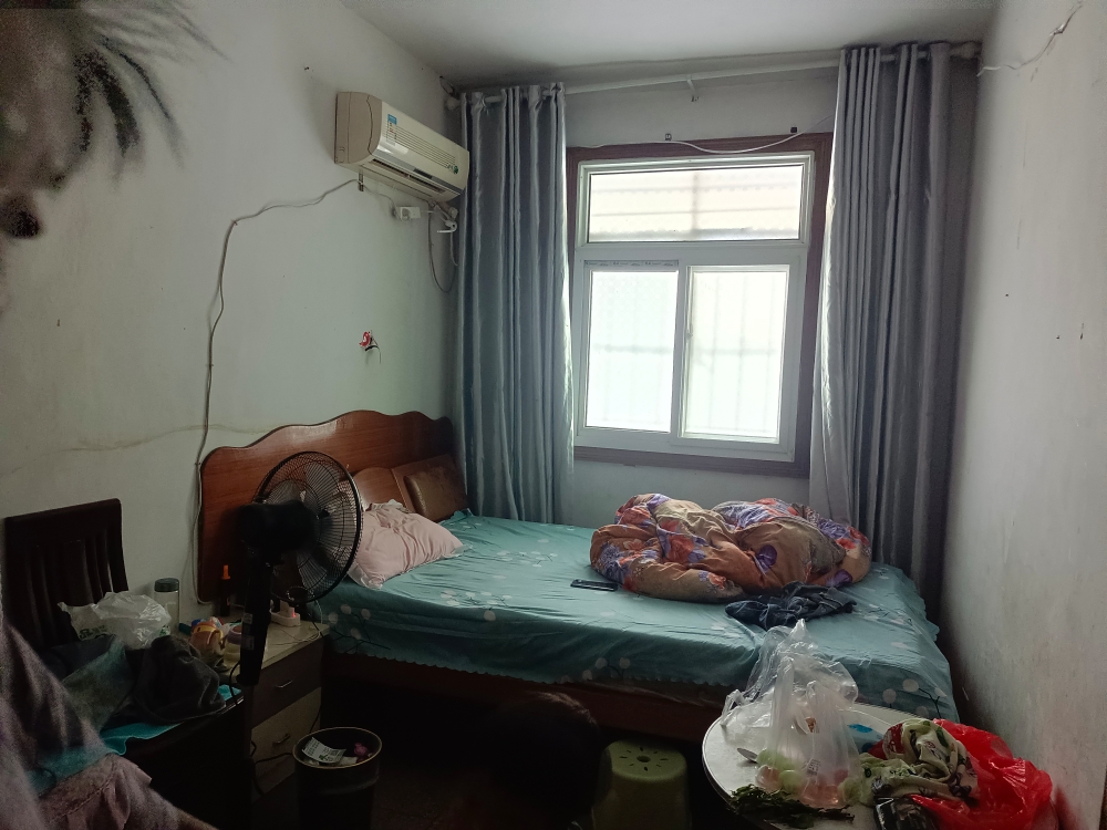 潘三2小区简装两室一厅_3