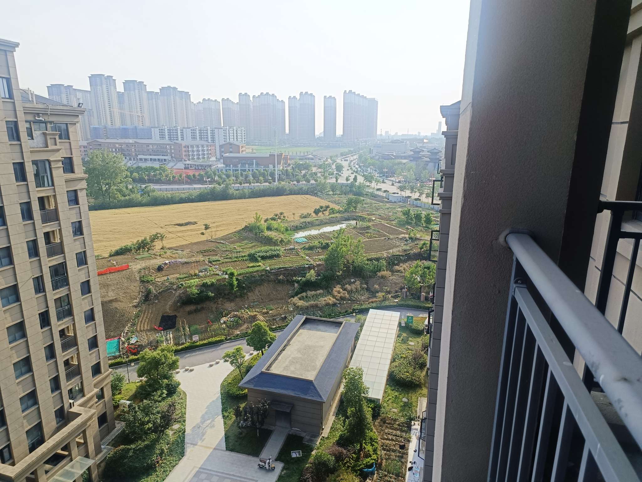 龙成奥韵三期 电梯洋房 诚心出售_12