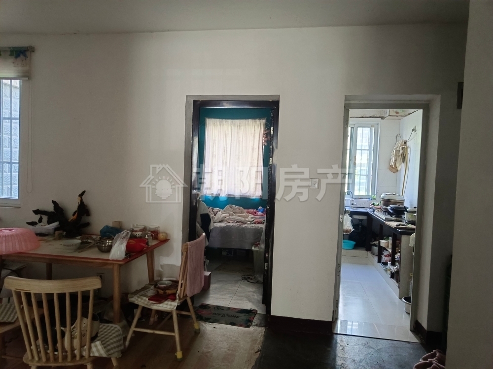 出租淮望小区二期三室一厅一楼_2
