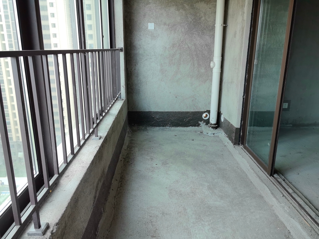 观天下四室两厅，毛坯房_7