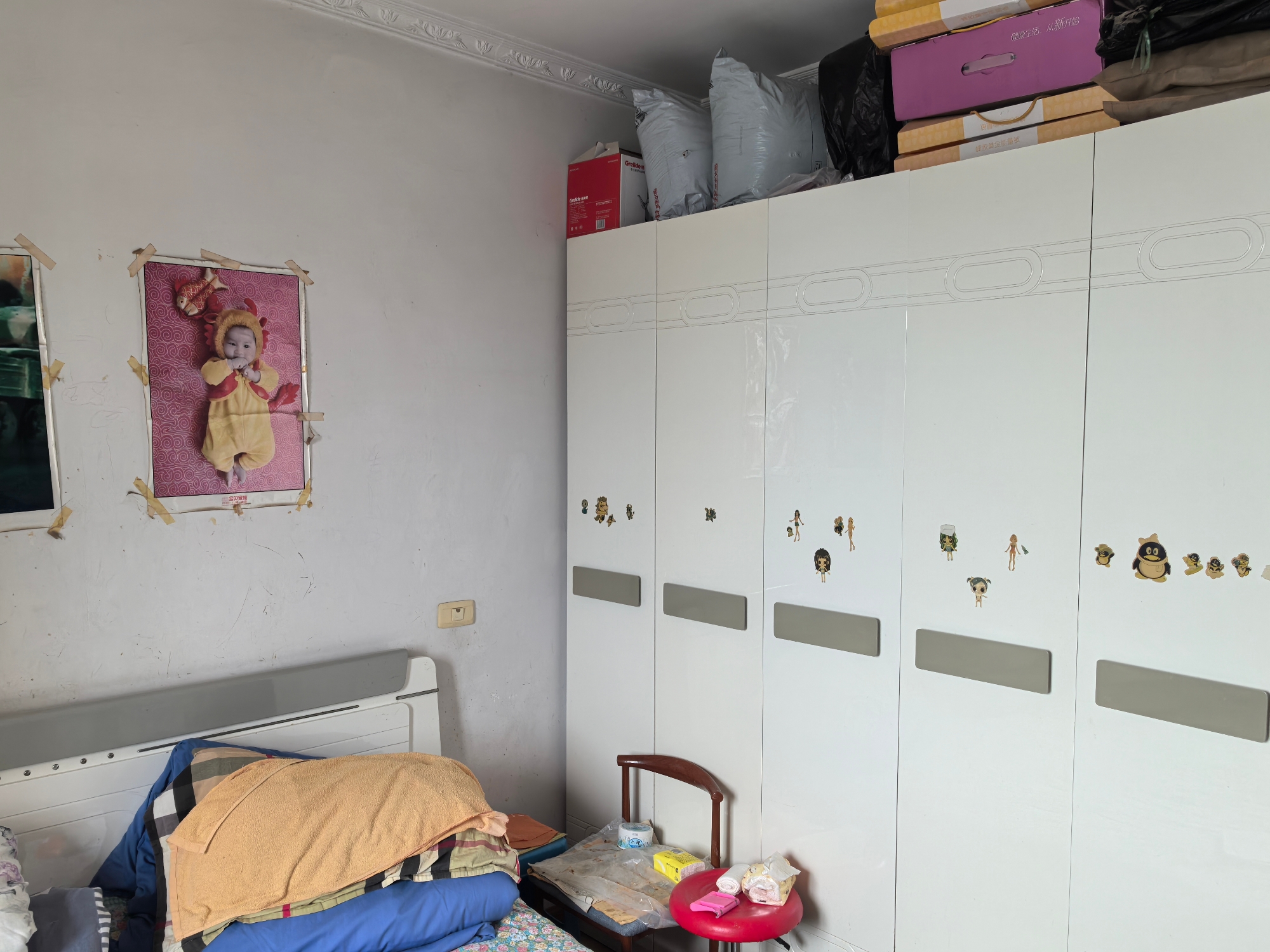 洞二小学区房，两室一厅，采光好，近商贸，交通便捷，周边配套齐全_4