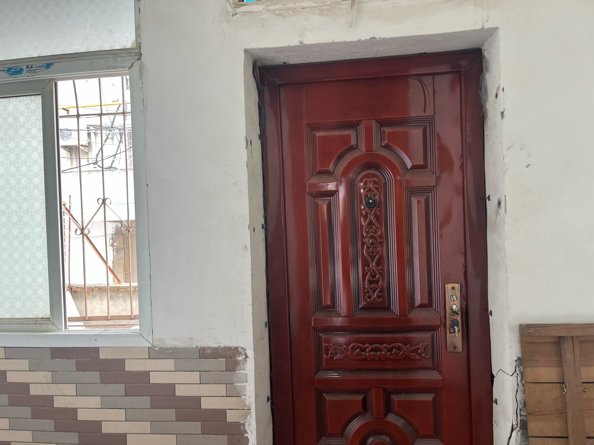 西苑小区150平方上下两层出租_9