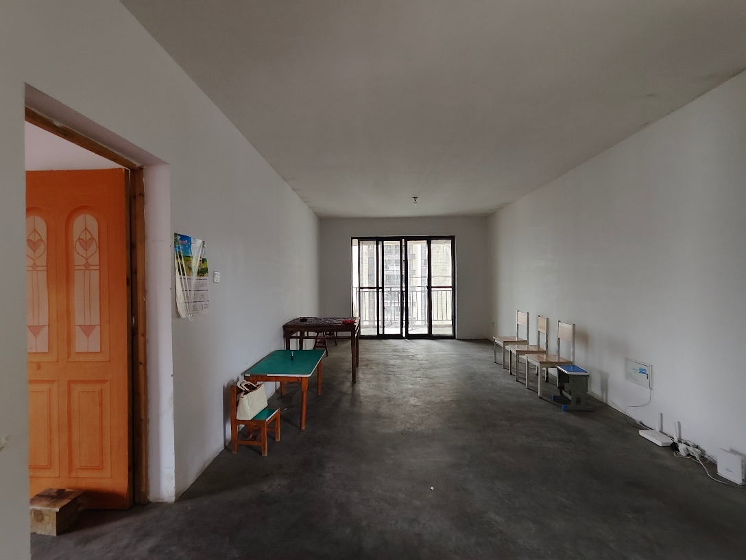 御景学府 130平 南向三室二厅 毛坯 学区房 交通便利_4