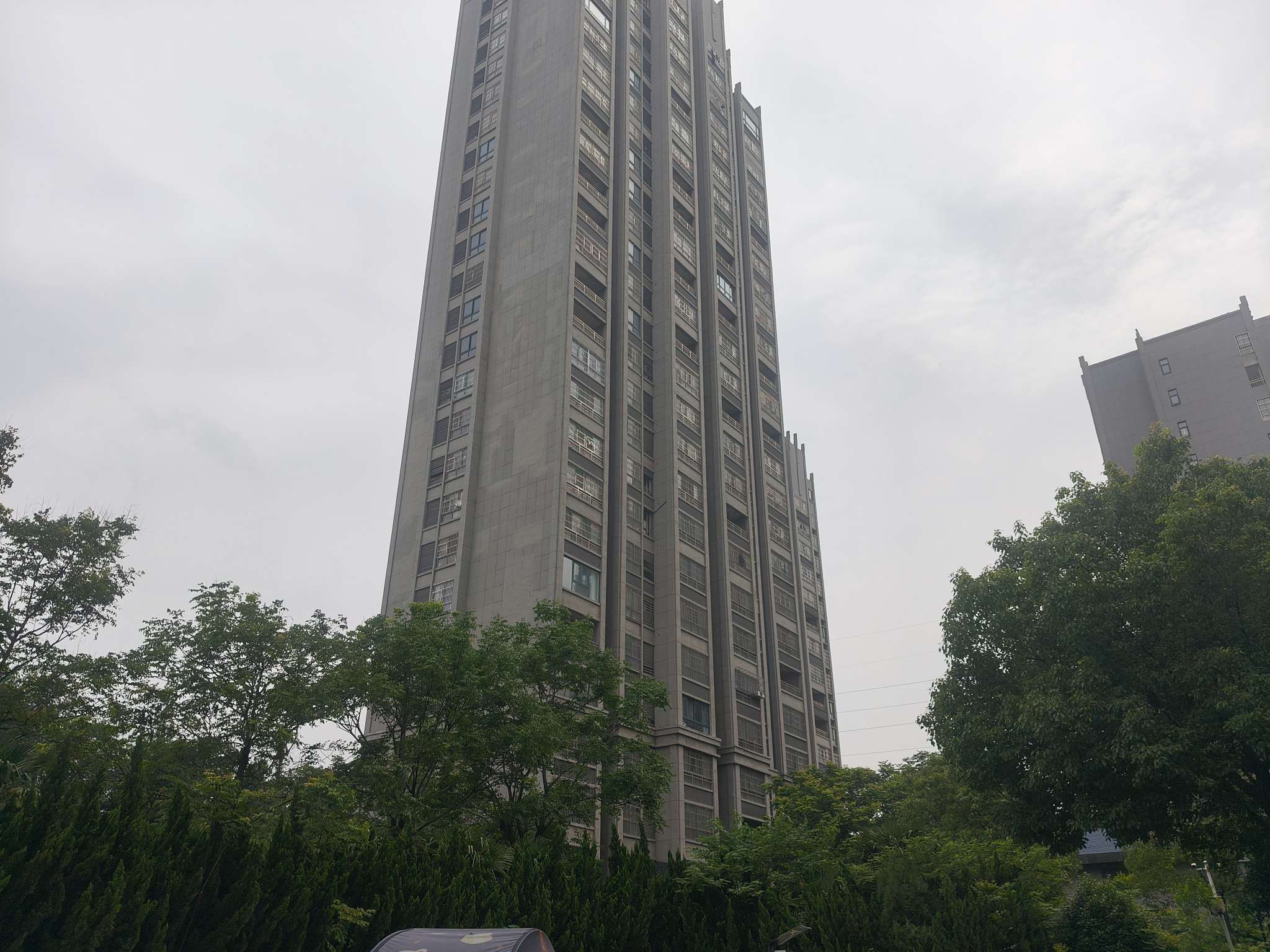 鸿朗阳光城87平2室毛坯采光好_9