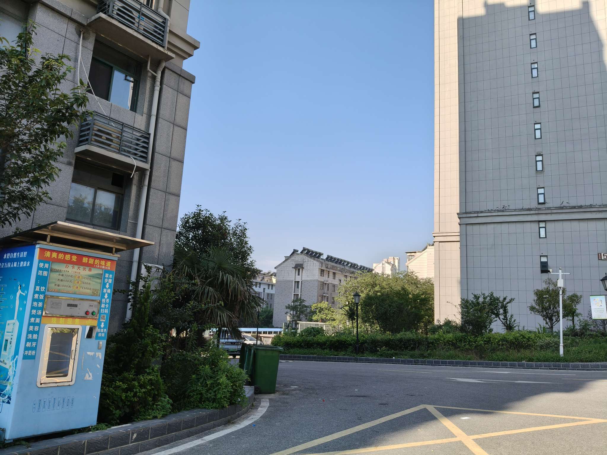 鸿朗阳光城 98平 三室一厅 学区房 配套齐全 普装出租_12