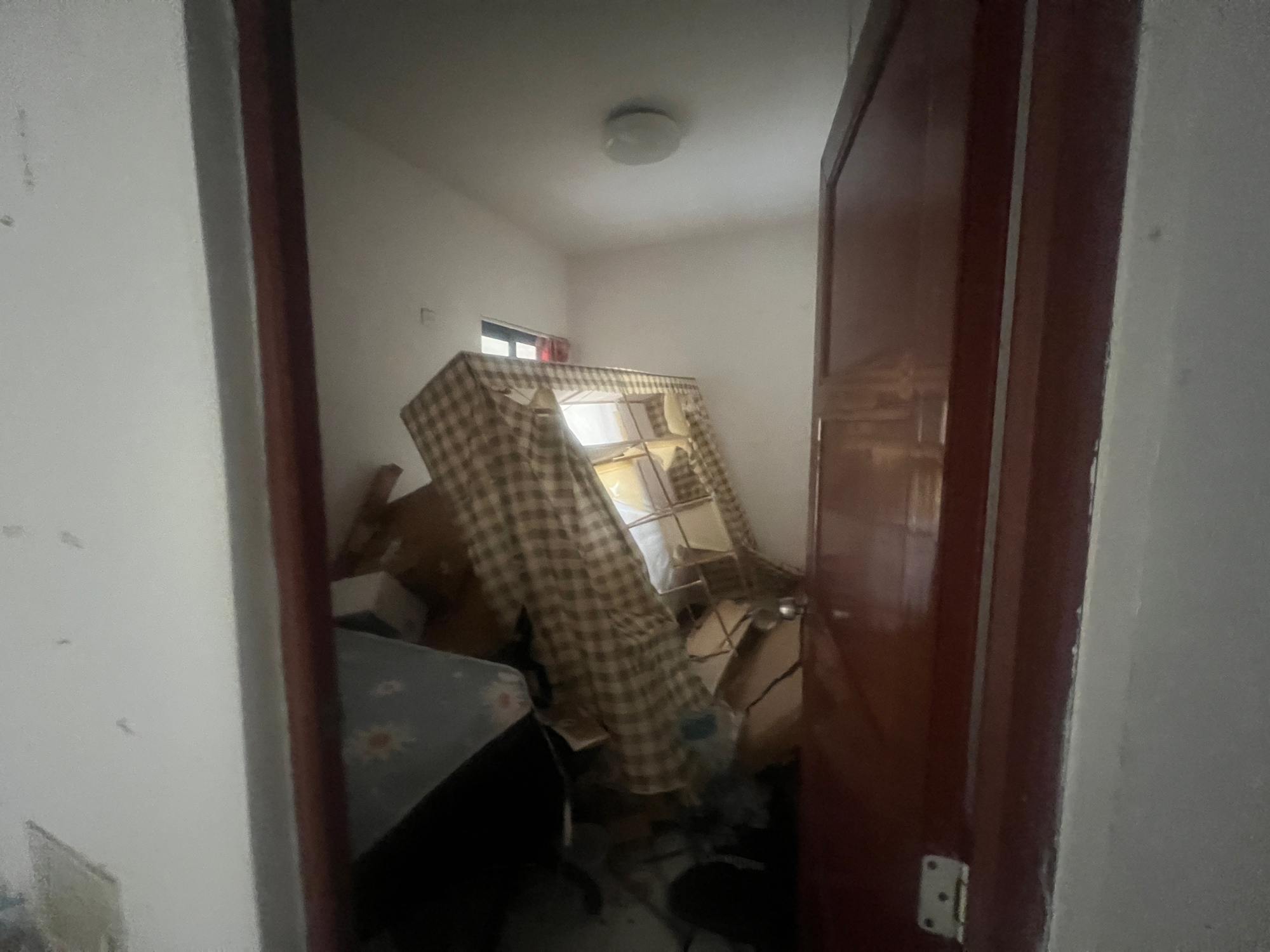谢二西村2室1厅对外出租_5