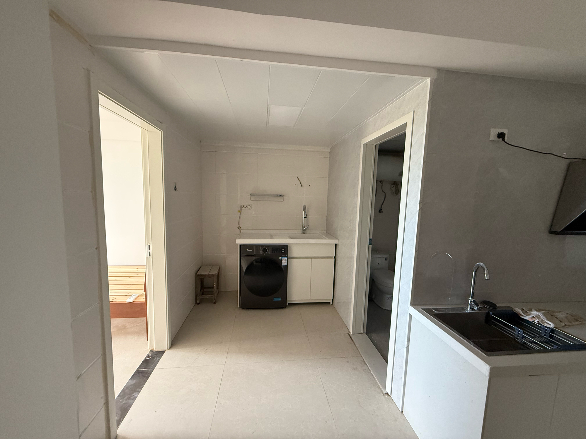 西湖春天 60平 精装两室一厅 配套齐全 随时入住_8
