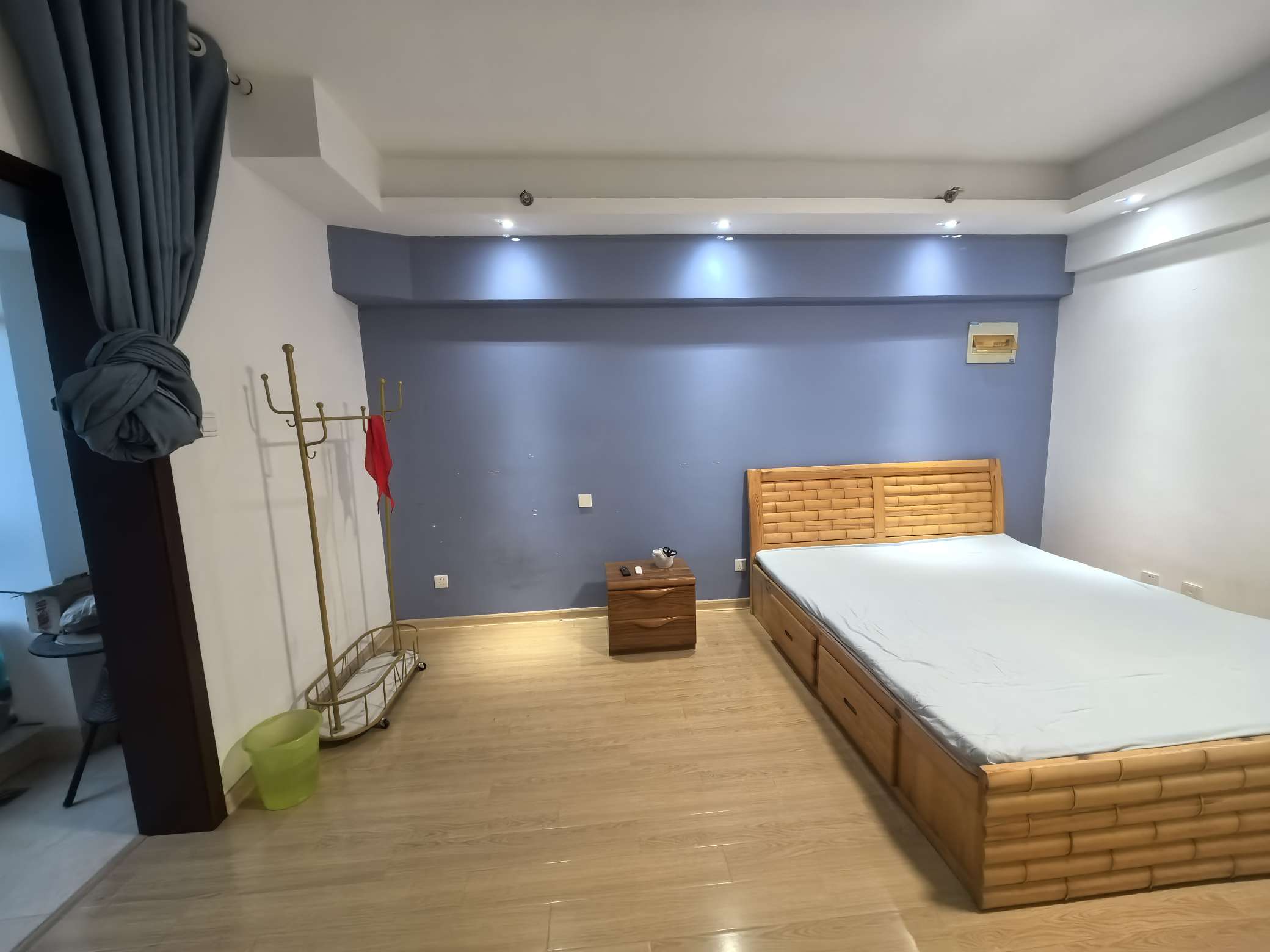 新体育场旁 中环158 精装拎包入住 家具家电齐全_4