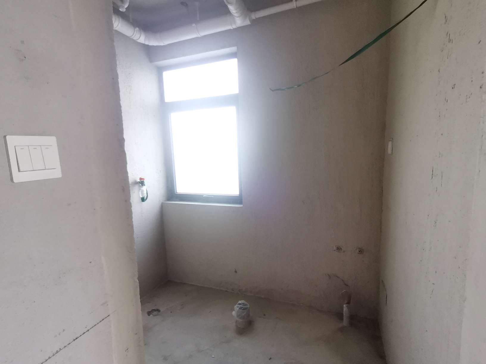 紫荆苑4室2厅毛坯中间楼层房东诚心出售_13