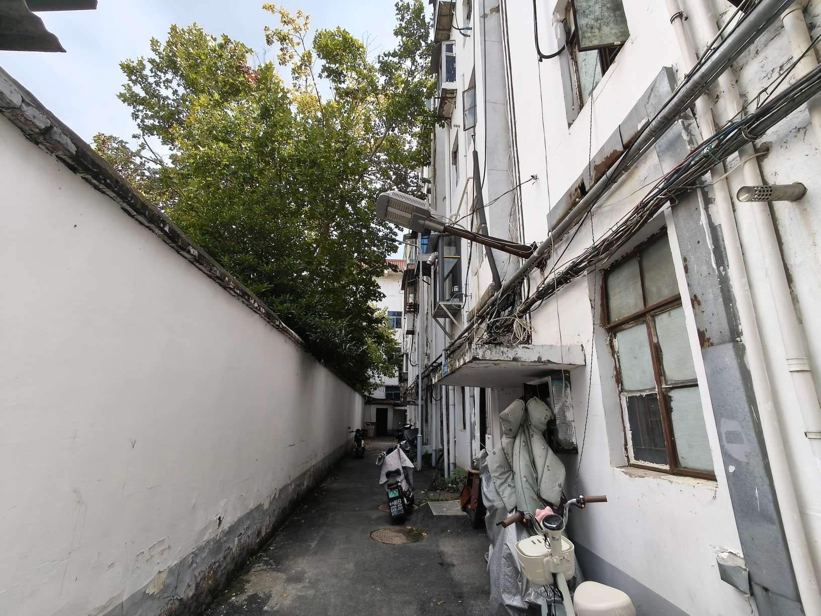 芳草园综合楼 57平 两室一厅 采光好配套齐全_11
