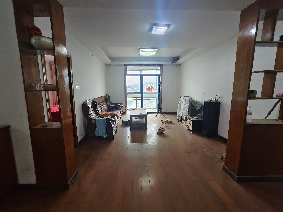 新城区  现代汉城 三室二厅 精装修  出售 _2
