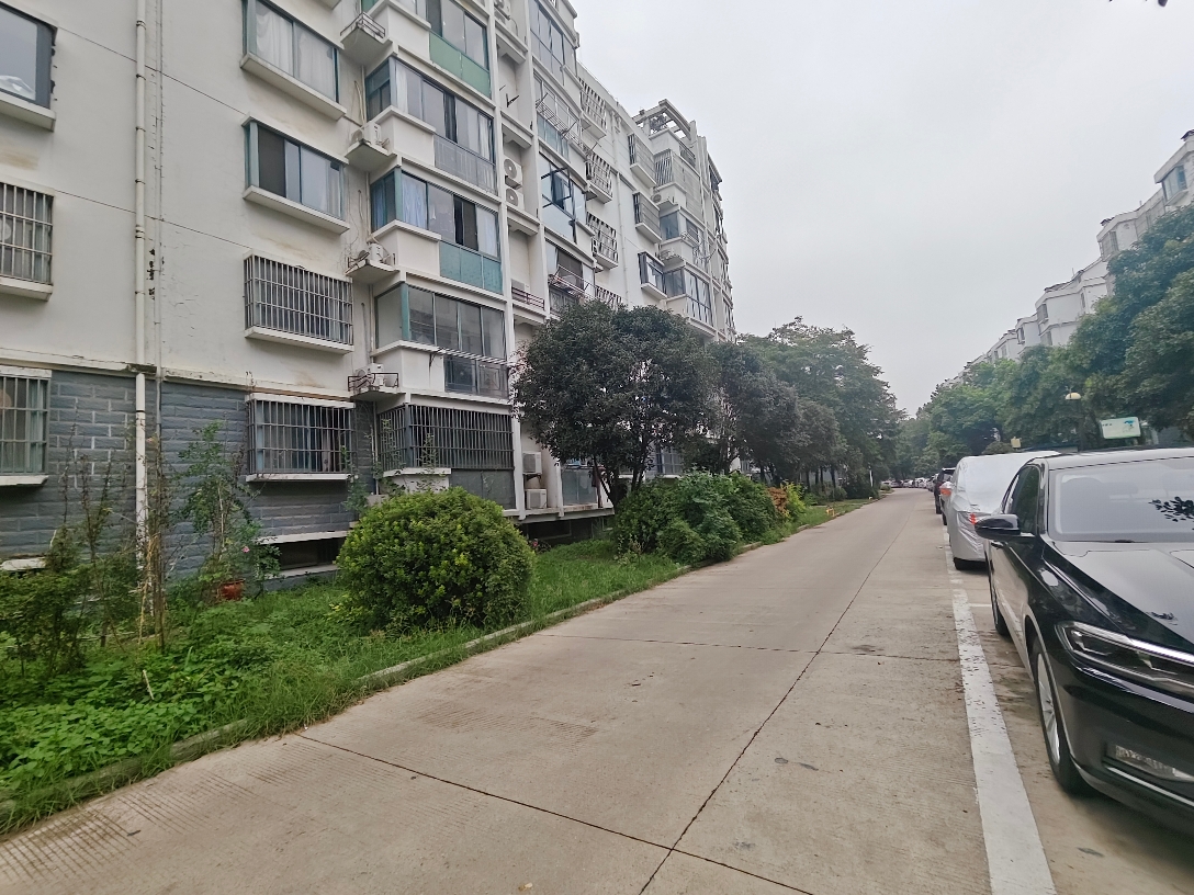 新城区  现代汉城 三室二厅 精装修  出售 _17