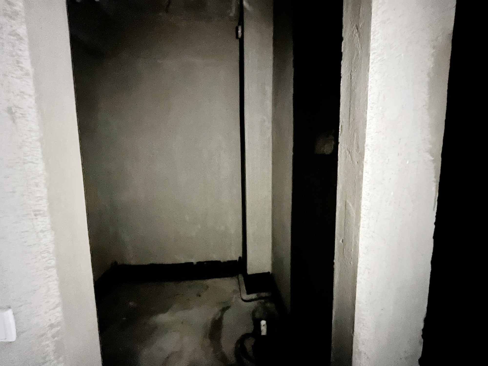 万茂华府1室1厅毛坯公寓好房出售_7