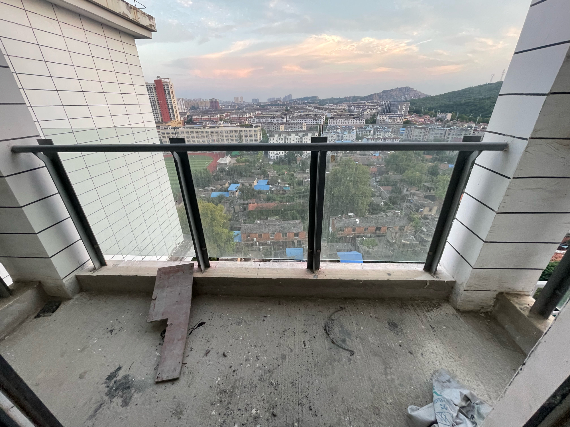 水楼宜苑 90平 南向三室 毛坯 交通便利 学区房_10