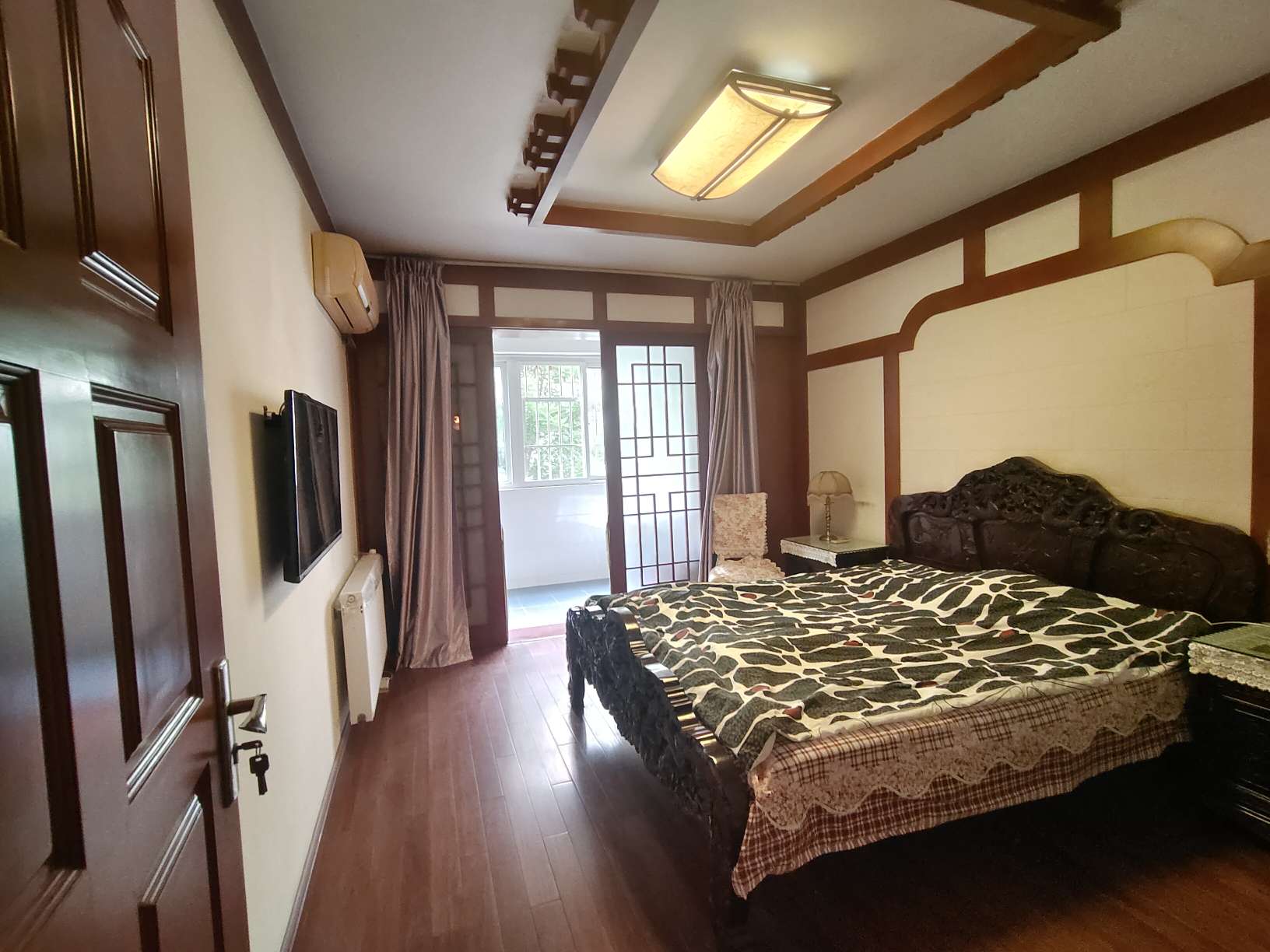 广场小区 197平 精装大三室 南北通透 学区房配套齐全_9