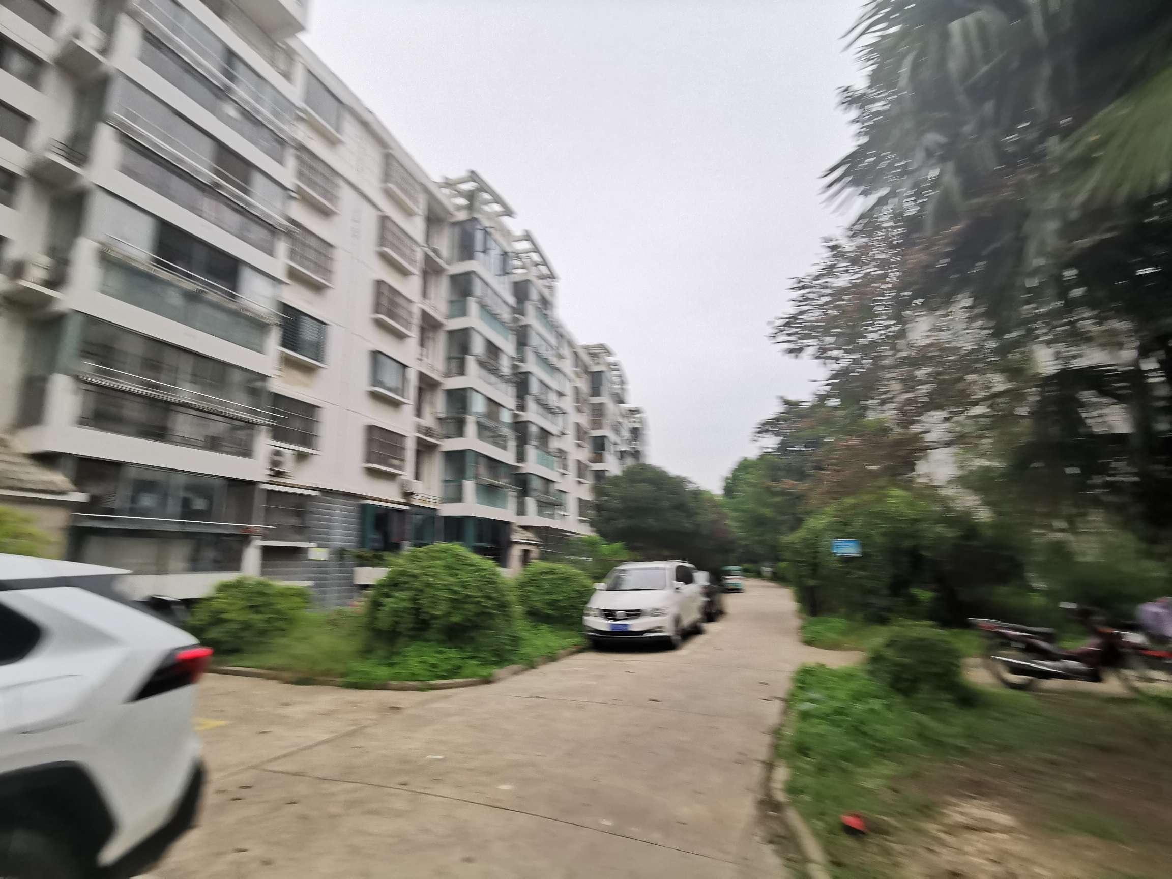 西湖花园B区 190平 精装四室两厅 学区房 交通便利_11