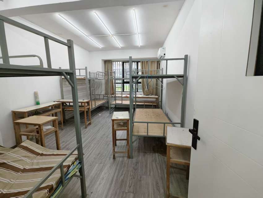 京冠学府里 123平 简装三室 学区房采光好 配套齐全_3