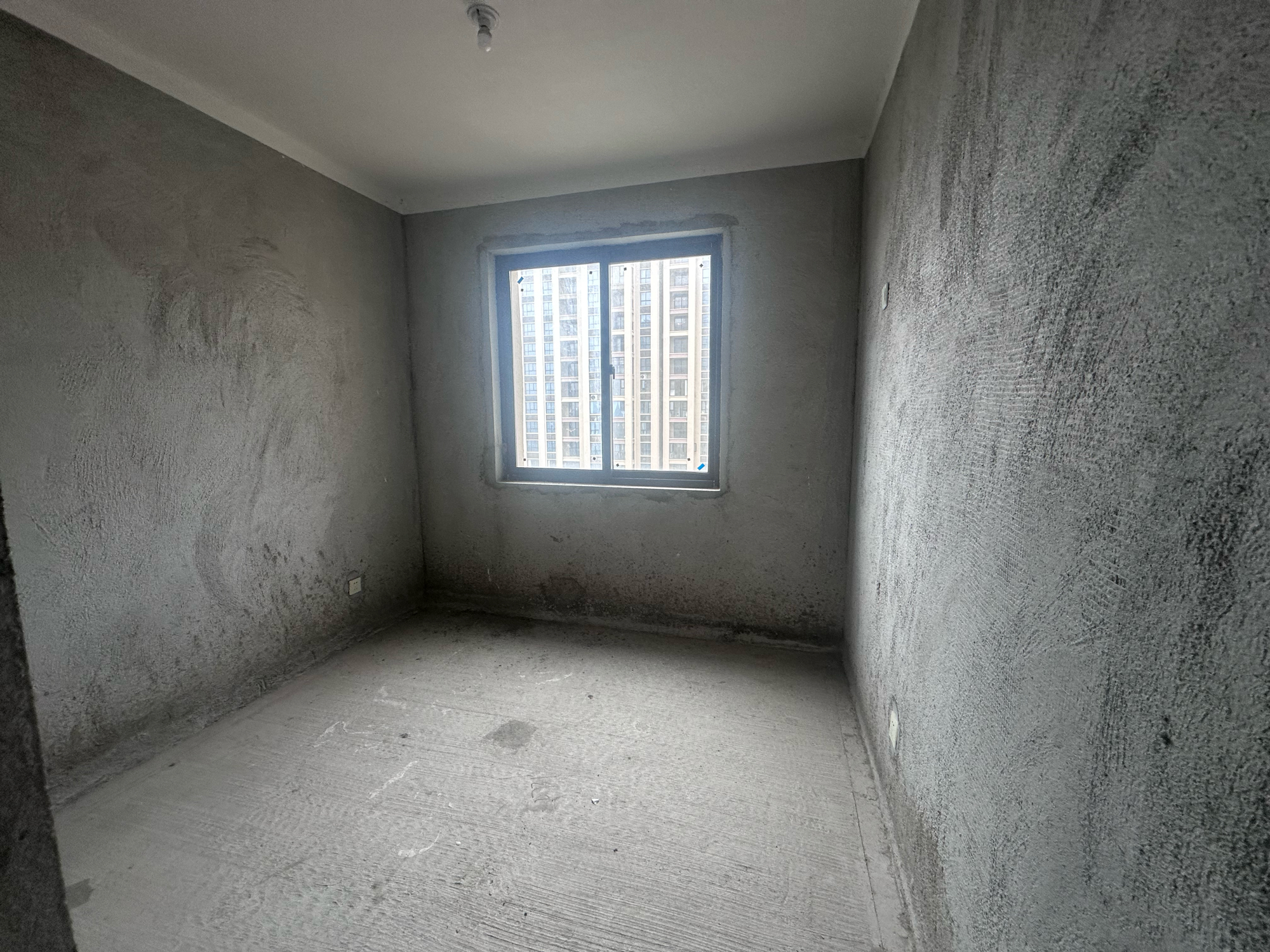 山南壹号三室两厅对外出租_3