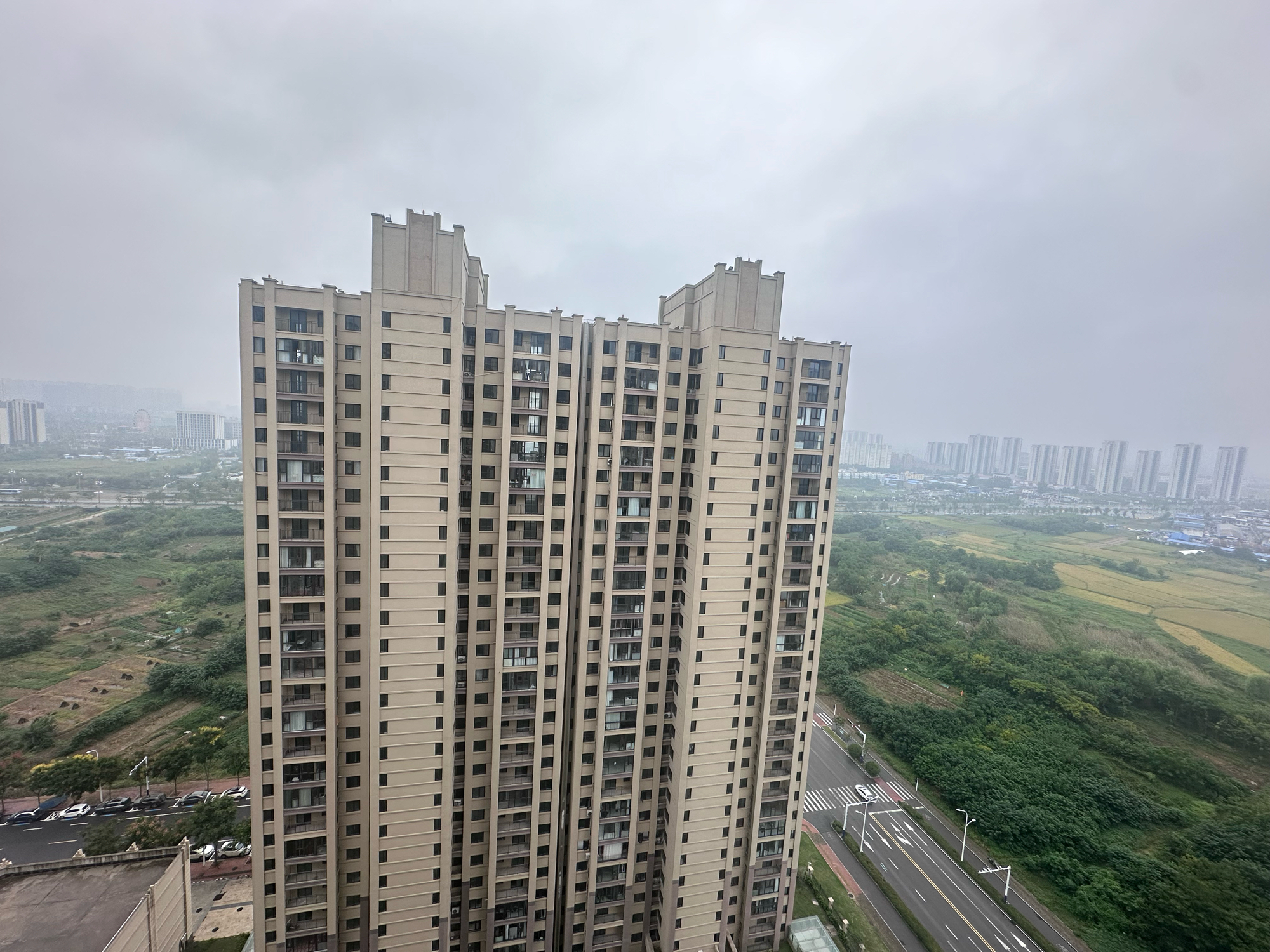 山南壹号三室两厅对外出租_10