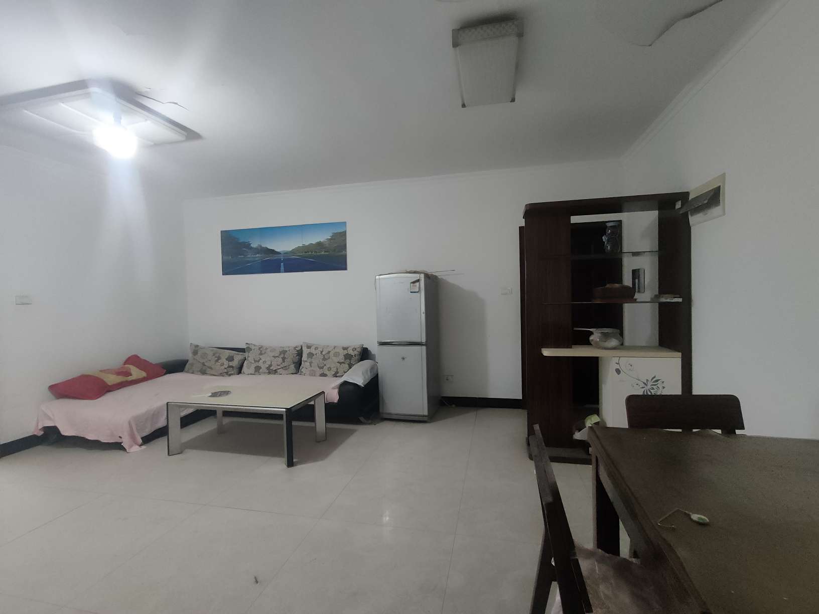 云景华城3室1厅普装朝南双阳台好房出售_6